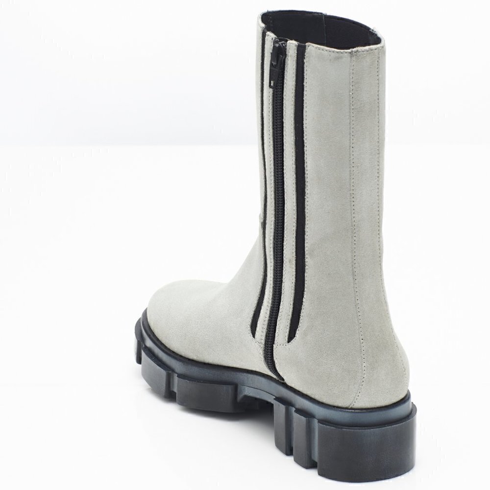 Free People Brooks Lug Sole Chelsea Boot / Mist NEW! 8.5 9 - Picture 5 of 9